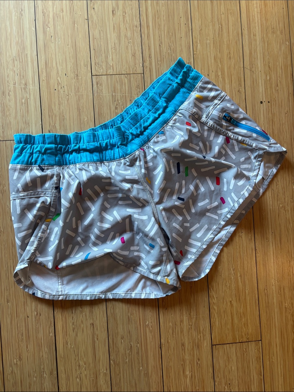 Lululemon athletica Seawheeze tracker shorts 4’